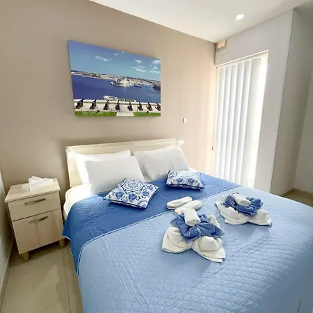 アパート In Ta' Xbiex 3br- 3 Min Yatch Marina ムサイダ