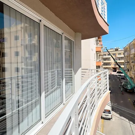 In Ta' Xbiex 3br- 3 Min Yatch Marina *