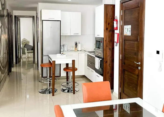 Apartament In Ta' Xbiex 3br- 3 Min Yatch Marina *