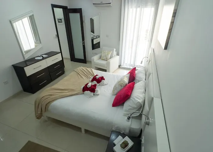 In Ta' Xbiex 3br- 3 Min Yatch Marina Apartament